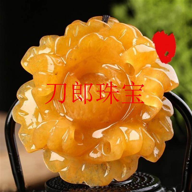 云南黄龙玉牡丹花手把件吊坠鸡油黄花开富贵挂件立体雕刻女款玉坠
