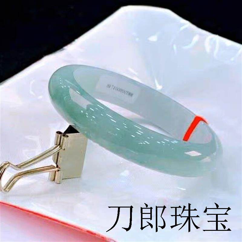 缅甸高端翡翠手镯冰种浅绿玉手镯女阳绿玉镯子玉石飘花手镯送母亲