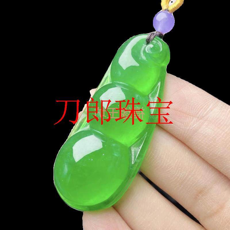 新款翡翠色冰种帝王绿四季豆吊坠项链民族风女款复古玉石饰品送礼