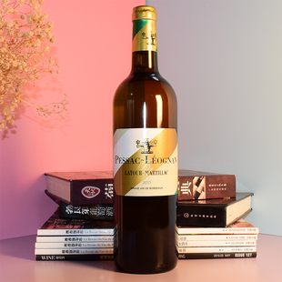 2015拉图玛蒂亚克佩萨克雷奥良干白葡萄酒LagraveMartillac Blanc
