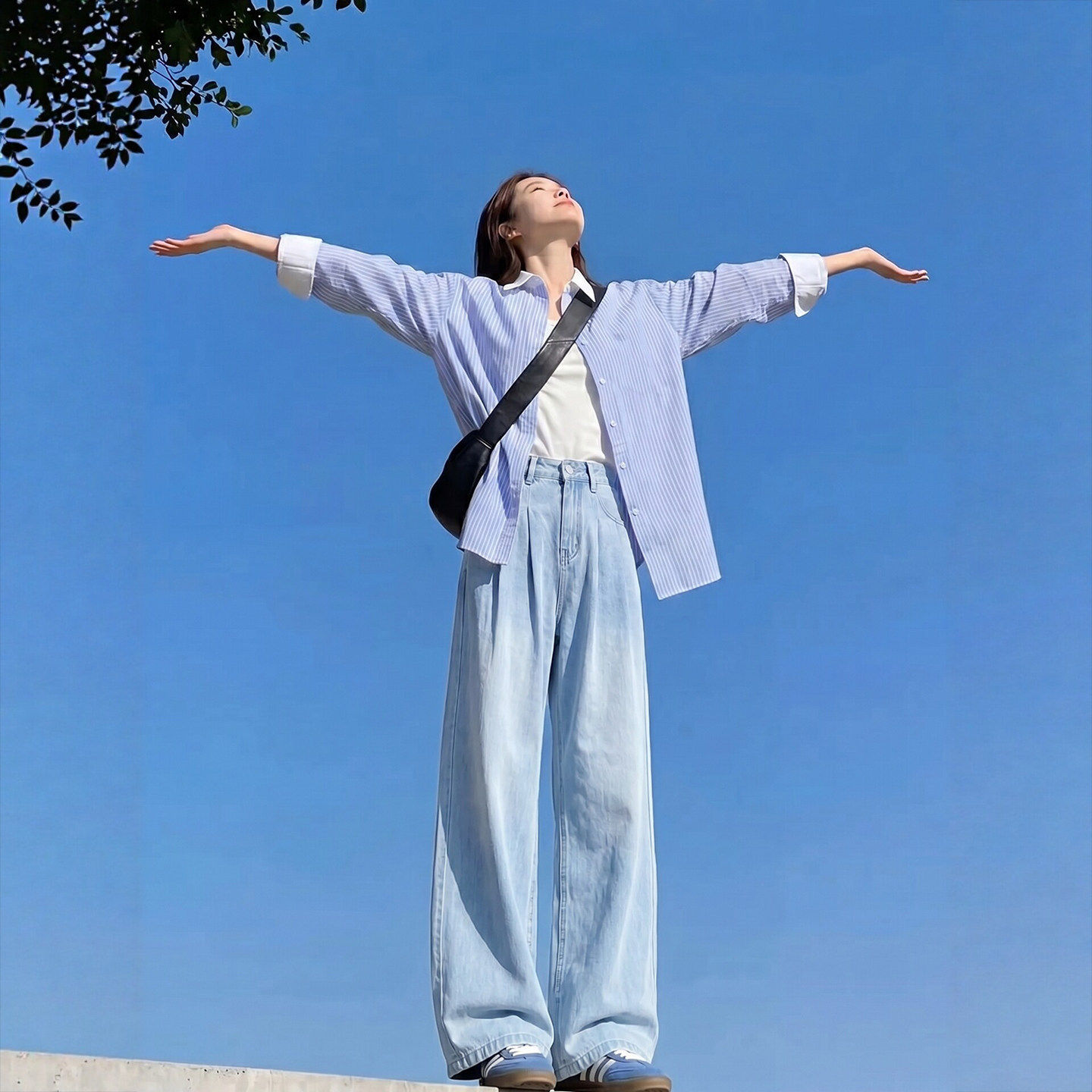 巨好看百搭直筒牛仔裤女夏季2026薄款大码胖mm显瘦窄版浅色冰丝阔