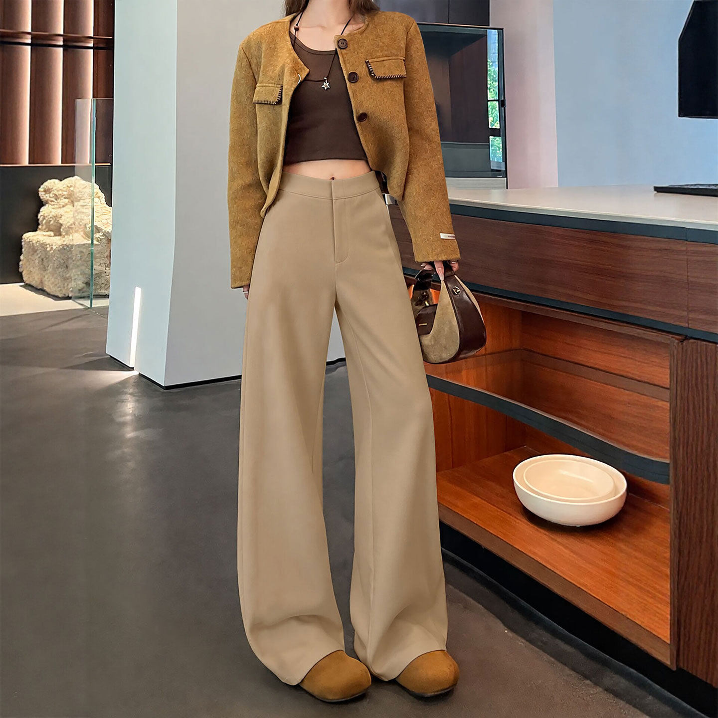 卡其色阔腿裤女秋季2026新款高腰老钱风垂感西裤窄版直筒西装裤子