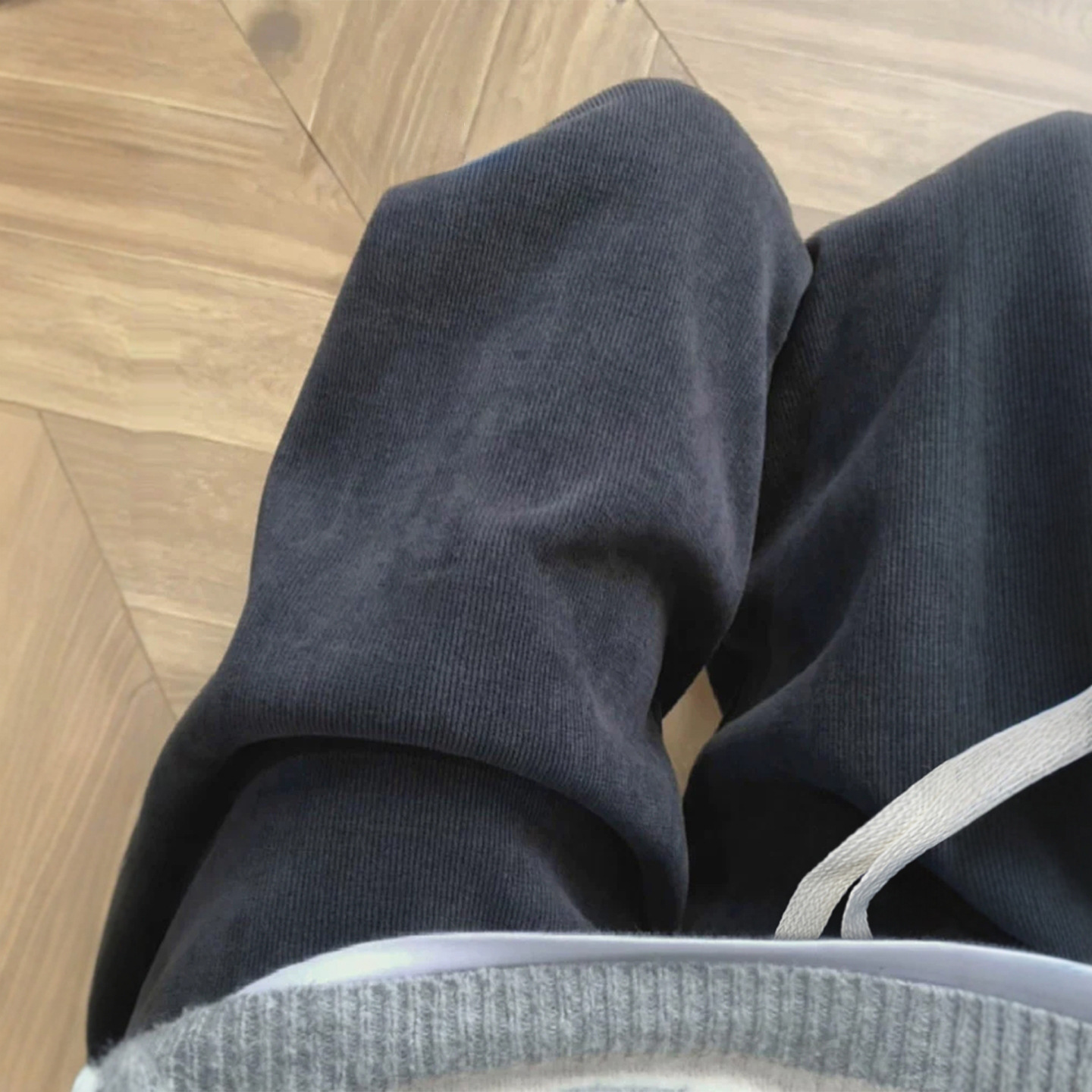 灰色阔腿裤女2025新款秋冬加绒加厚雪尼尔窄版直筒休闲灯芯绒裤子