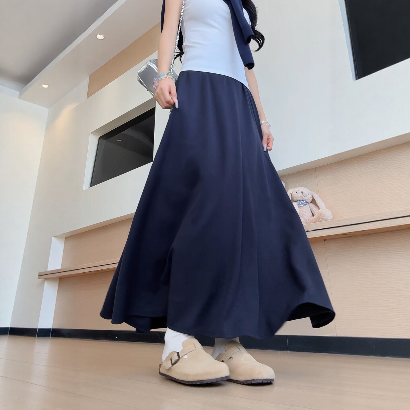 藏青色长款半身裙女夏季2026新款高腰垂感a字长裙超美大码包臀裙