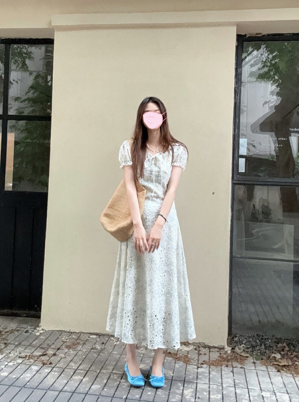 特价夏季小飞袖碎花长裙米蓝色蕾丝镂空花朵美背连衣裙 S5785