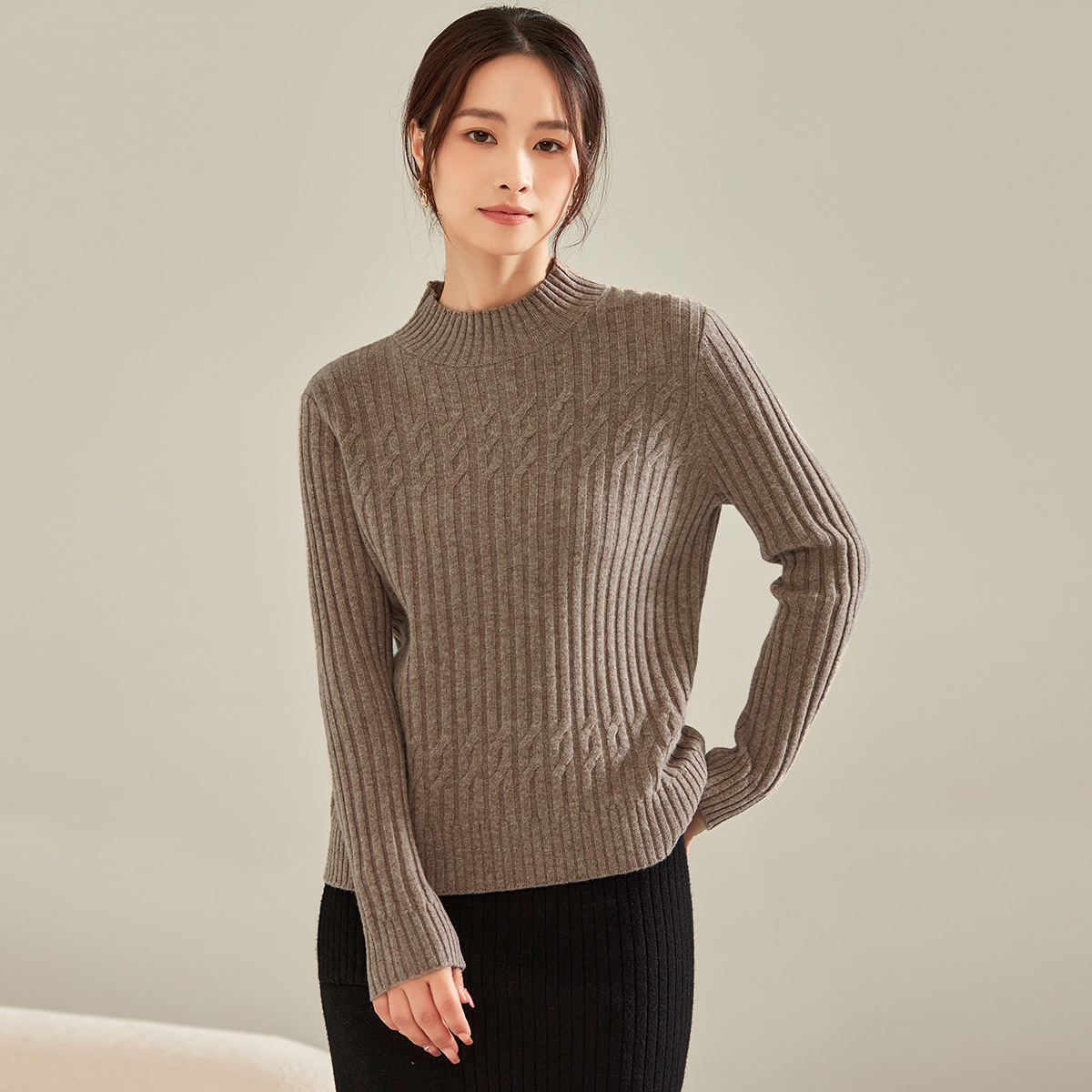 纯羊毛套头半高圆领休闲时尚