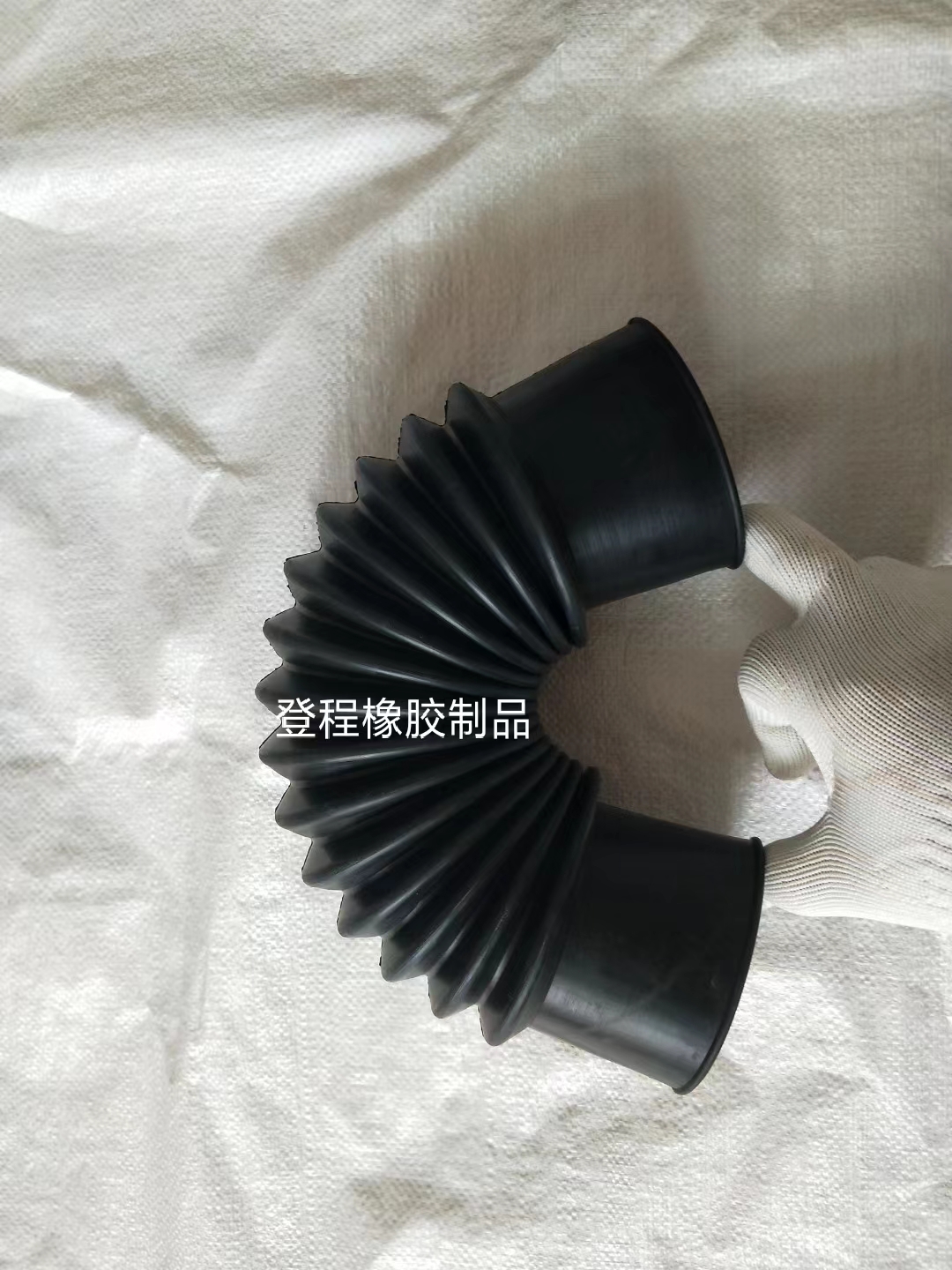 波纹管伸缩软连接PVC管道接头