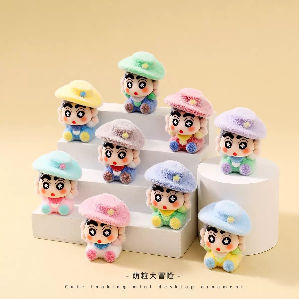 牛仔小新植绒萌粒摆件卡通可爱桌面装饰品潮玩公仔创意小礼品批发图片