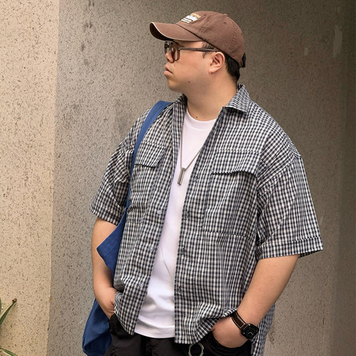 大码宽松显瘦格纹短袖衬衫日系