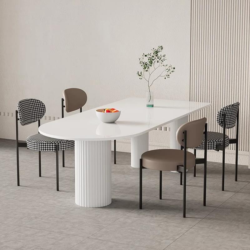现代极简长方形靠墙家用岩板餐桌高端设计师款半圆弧大理石吃饭桌