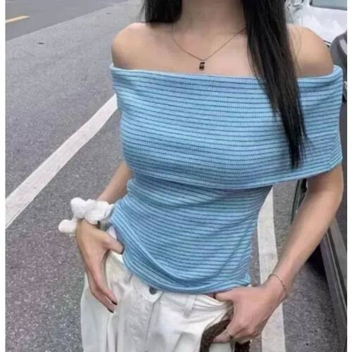 纯色一字肩修身吊带背心