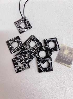 原创设计！银箔方形手工琉璃钛钢锁骨链艺术风复古小众百搭不撞款