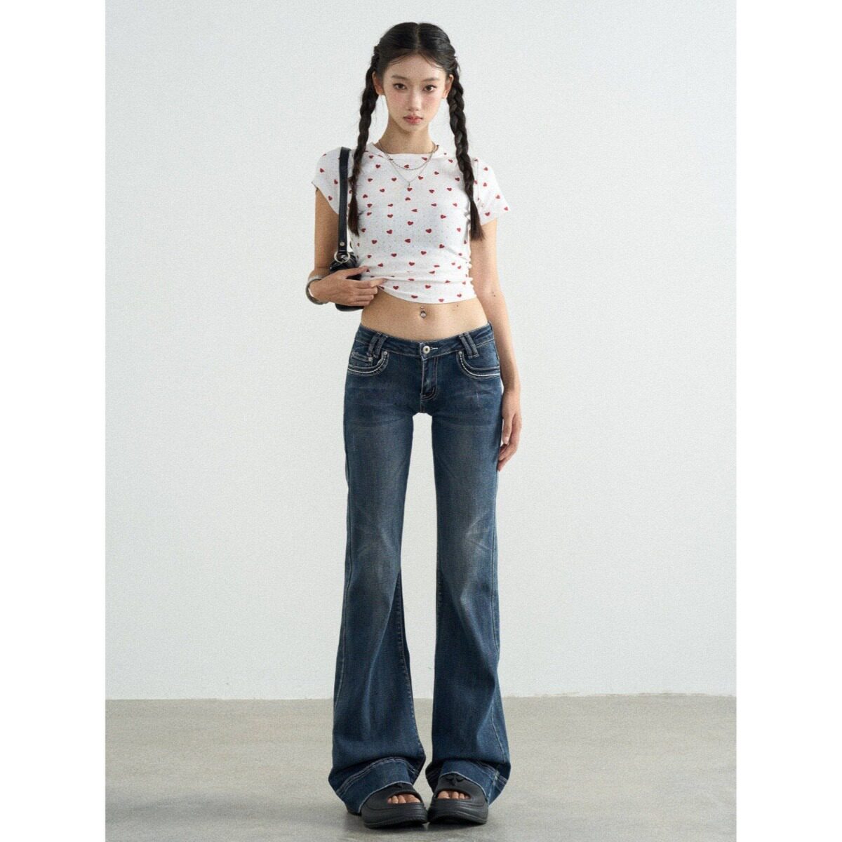 低腰牛仔裤女2026新款复古拖地辣妹弹力微喇裤子女浅蓝色裤子女士