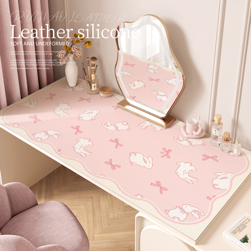 可爱粉色少女化妆台桌垫