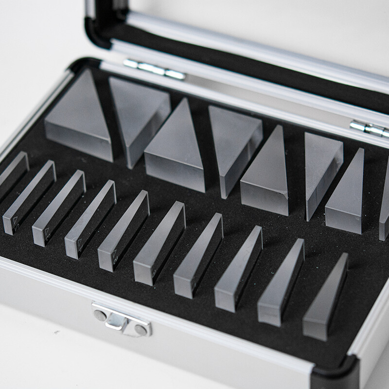 高精度楔形棱镜眼科斜视专用三棱镜组合斜视眼科三角棱镜加工定制