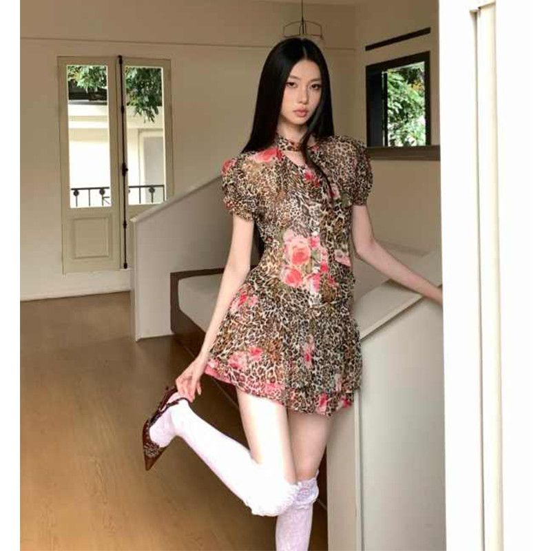 巨好看漂亮两件套装复古