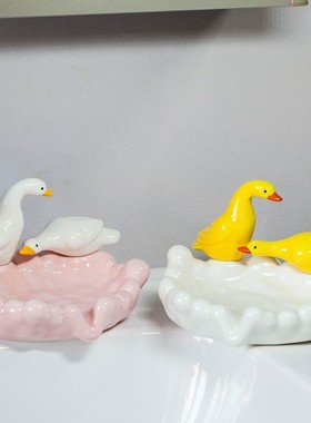 收纳香皂情侣置物架家用肥皂盒网红盒鸭架可爱沥水卫生间排水陶瓷