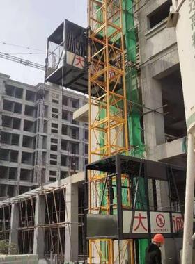 源头直供物料提升机建筑工地上料外挂式ss120单柱双笼钢丝绳货梯