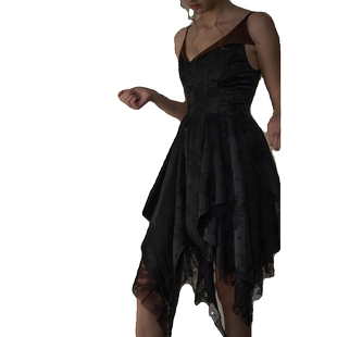 Elywood黑色不对称领拼色蕾丝短裙小众设计小个子修身显瘦连衣裙