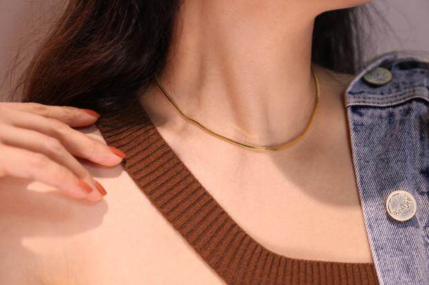 AKM LULU 다재다능한 하이 엔드 S  금도금 유럽과 미국의 인기 사각형 스택 여성용 기본 용골 목걸이