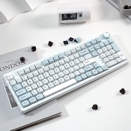 SKN青龙4.0Ultra三模机械键盘