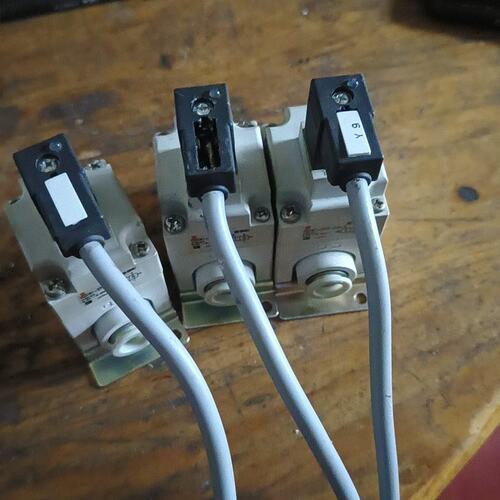 议价先导式两通电磁阀VQ31A1-5Y0B-CVQ31A1-5Y0B