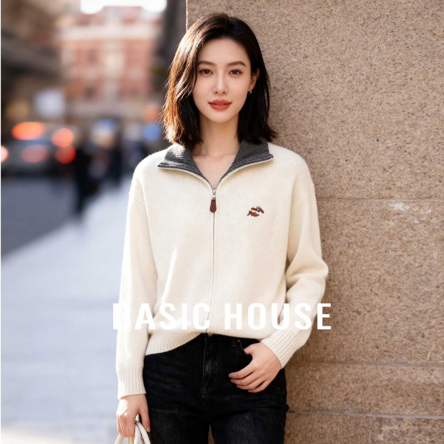 Basic House/百家好2025秋冬立领拉链毛衣女刺绣宽松软糯外套上衣