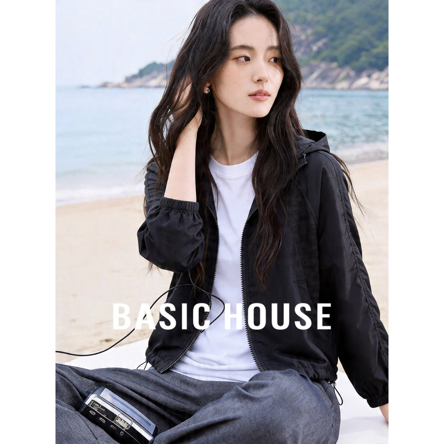 Basic House/百家好休闲慵懒连帽短外套女夏宽松显瘦薄款黑色夹克