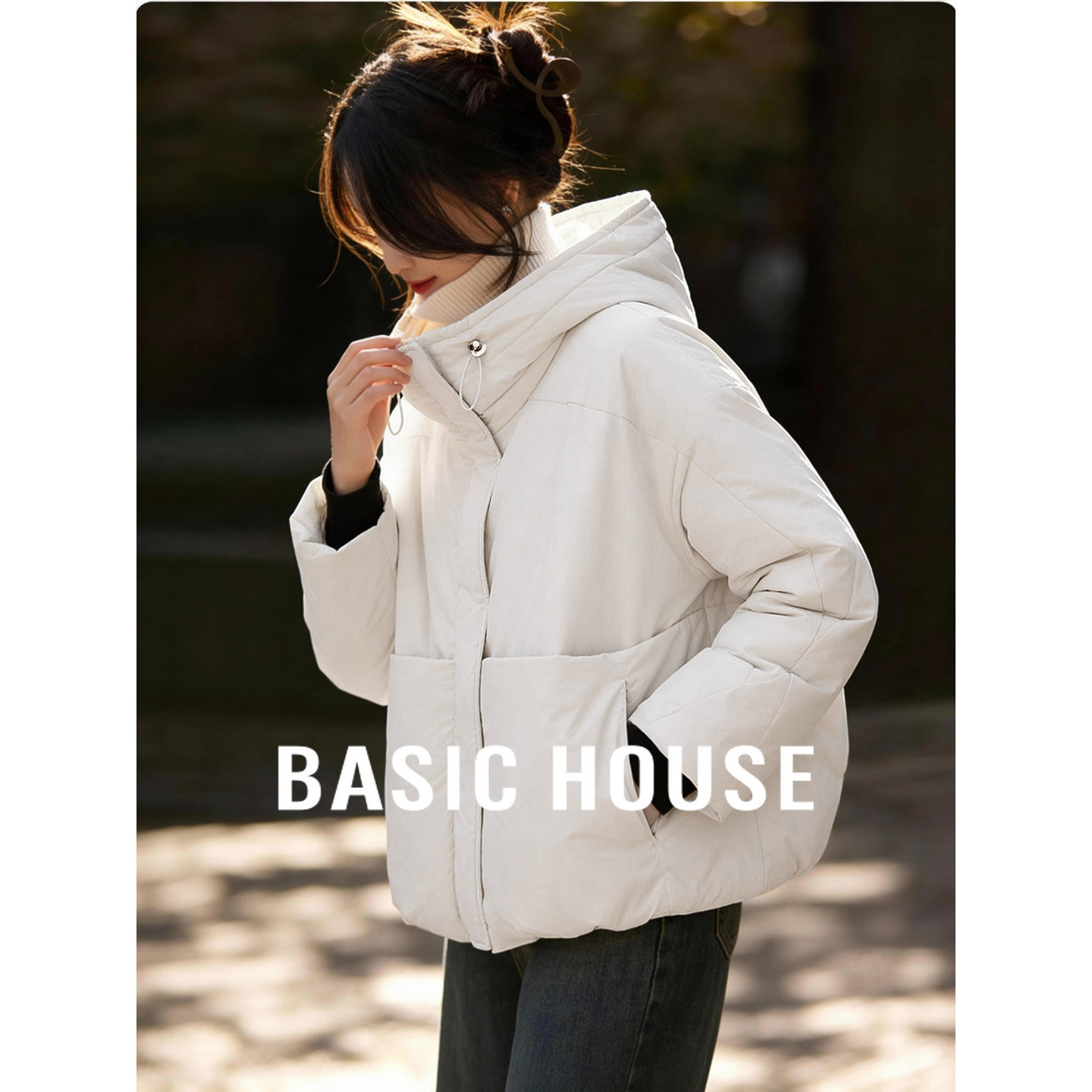 百家好白色立领短款羽绒服女士冬季新款鸭绒宽松上衣时尚保暖外套