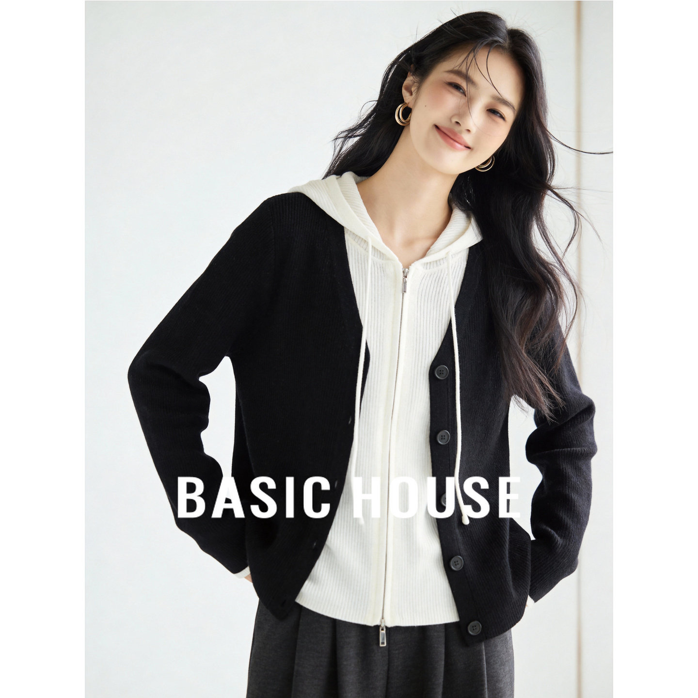 百家好撞色连帽假两件绵羊毛针织开衫女春季新款气质简约毛衣外套