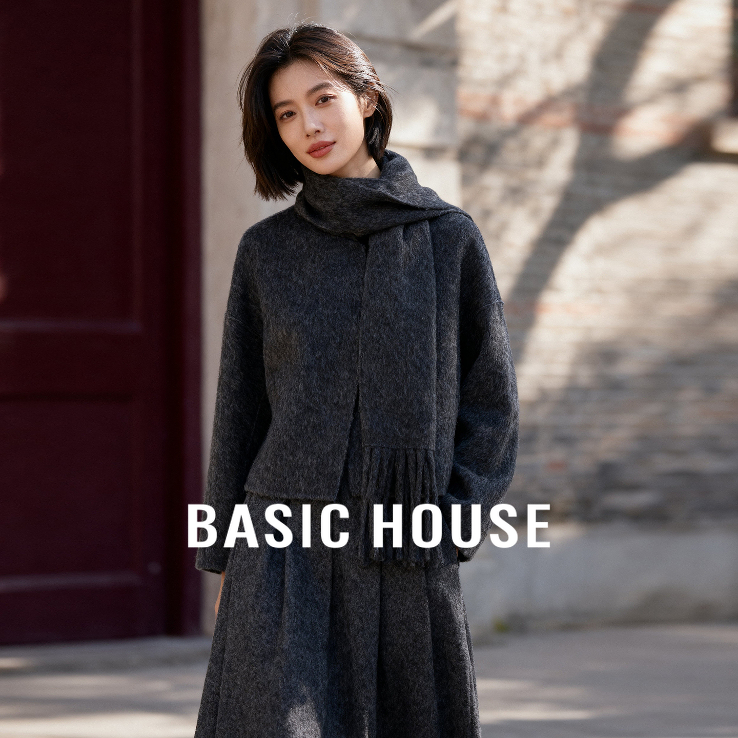 Basic House/百家好短款毛呢外套2025冬季流苏围巾高级气质感上衣