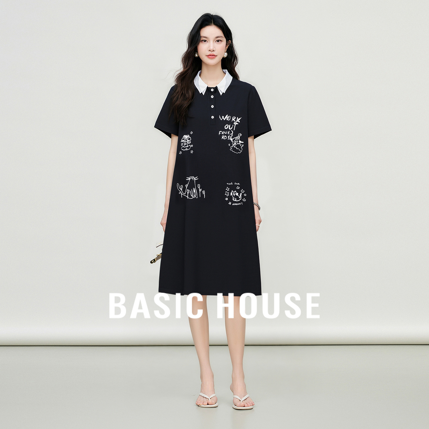 Basic House/百家好莱赛尔卡通刺绣连衣裙夏季polo领撞色中长裙女