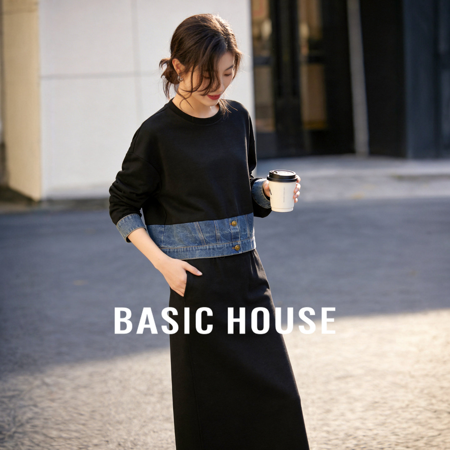 Basic House/百家好春季假两件套装女牛仔拼接卫衣半身长裙两件套
