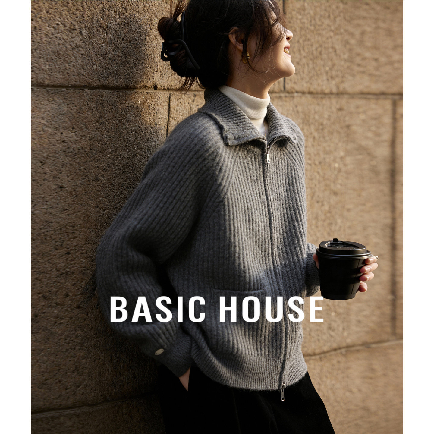 Basic House/百家好翻领拉链毛衣女款宽松显瘦通勤百搭绵羊毛外套