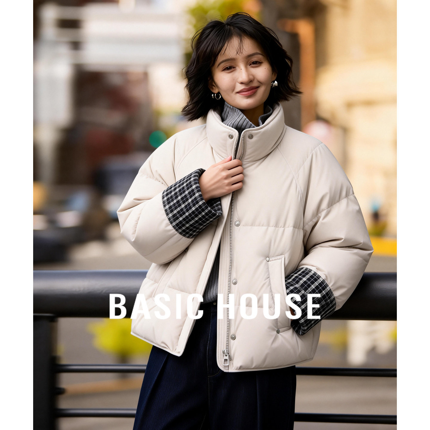 百家好拼接格纹袖立领宽松短款外套撞色袖口通勤保暖冬装羽绒服,女装/女士精品,羽绒服,淘宝优惠券,粉丝福利购,淘宝优惠卷