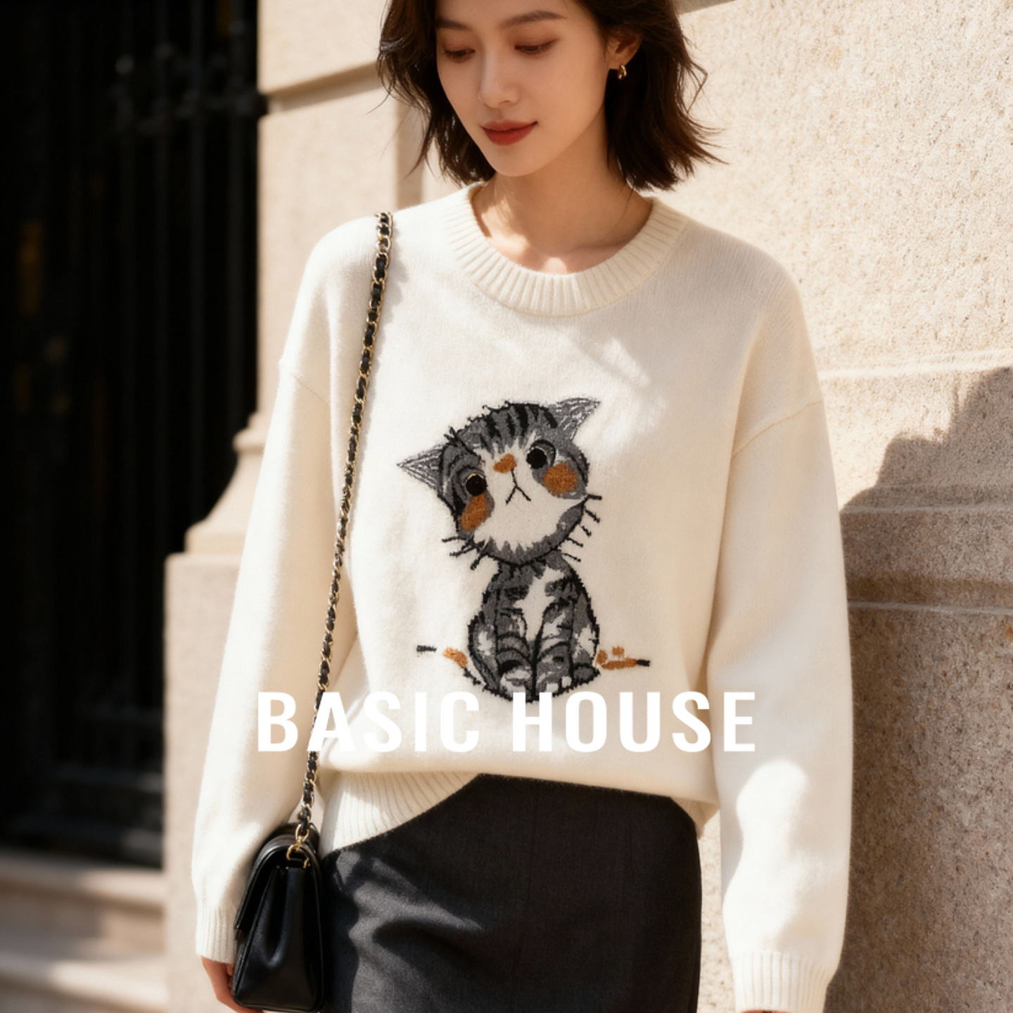 Basic House/百家好慵懒风猫咪提花套头毛衣灰色圆领落肩针织上衣