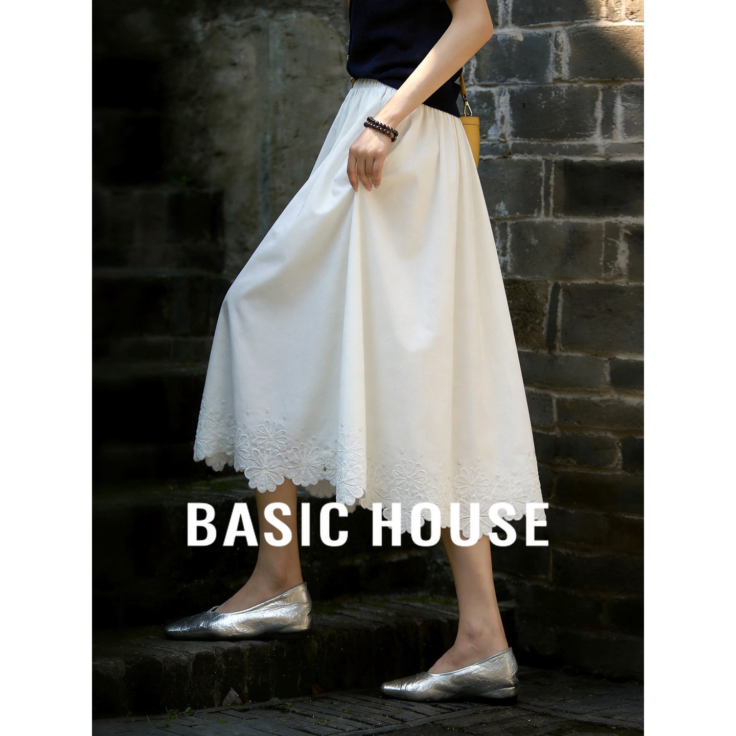 Basic House/百家好白色蕾丝花边半身裙女夏季新款高腰显瘦中长裙