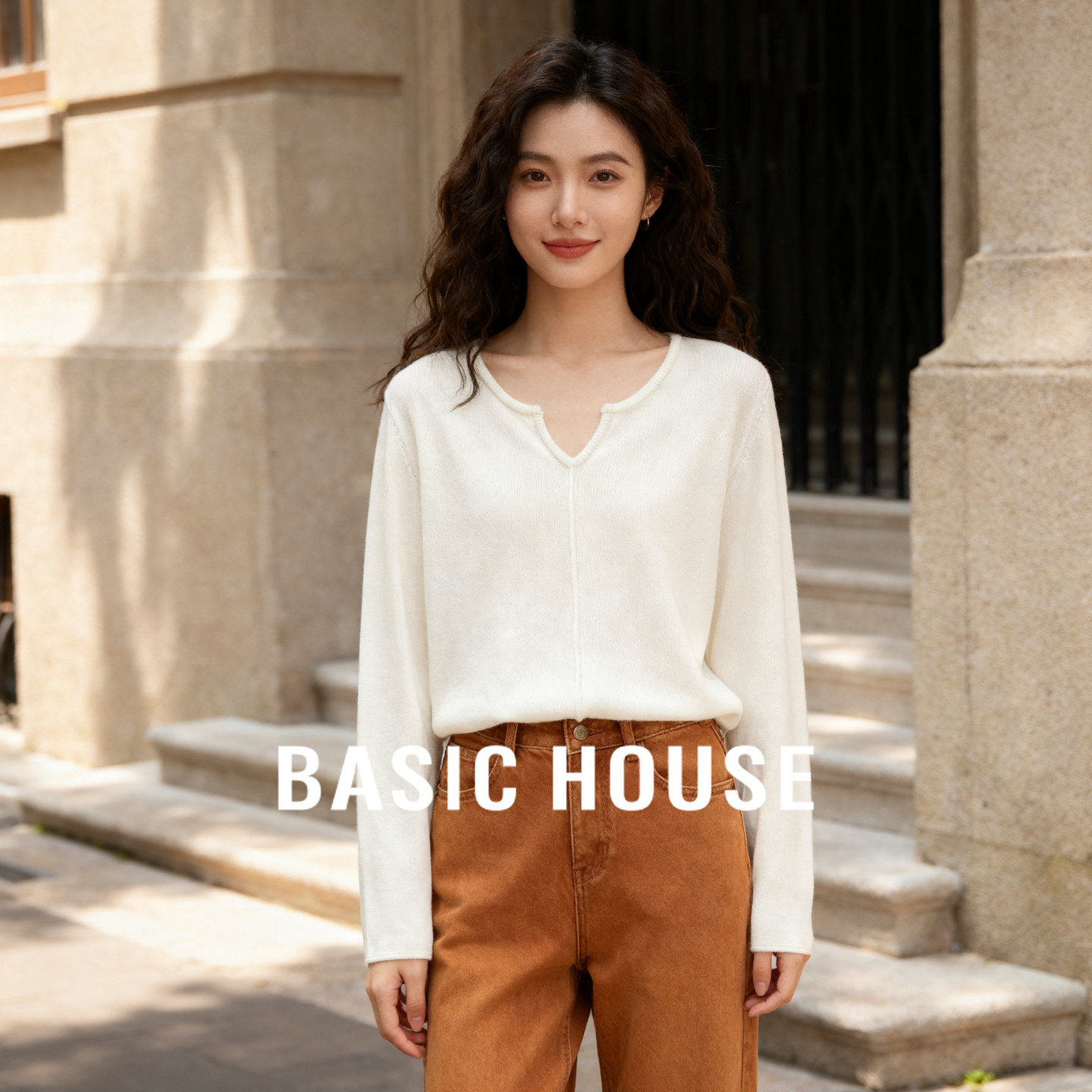 Basic House/百家好简约V领针织衫女秋冬新款简约温柔绵羊毛上衣