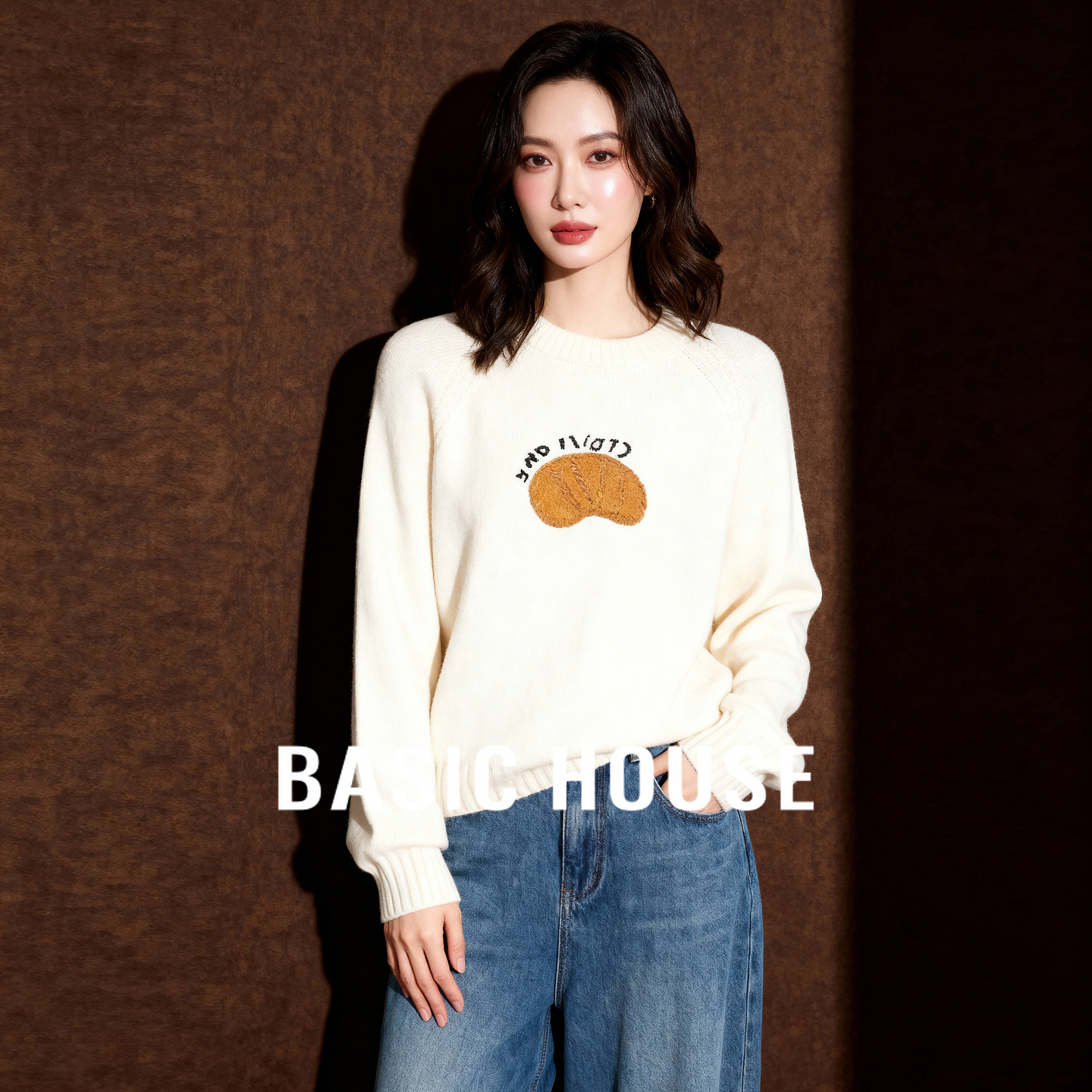 Basic House/百家好卡通刺绣圆领毛衣女秋冬新款加厚针织套头上衣