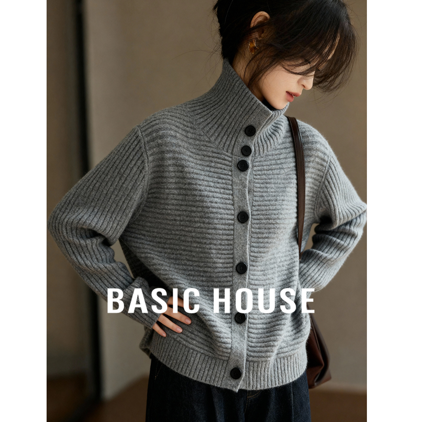 Basic House/百家好立领纯色开扣毛衣开衫女2025冬季新款长袖上衣