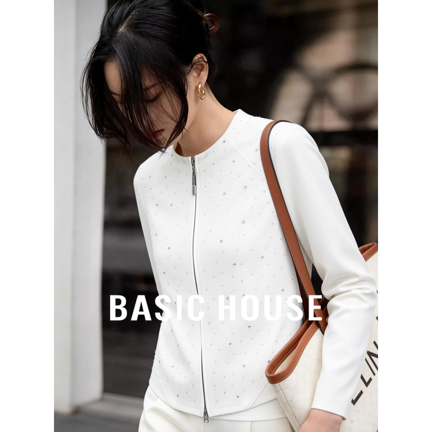 Basic House/百家好白色亮钻拉链开衫上衣女短款百搭显瘦卫衣外套