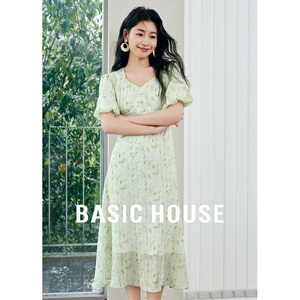 Basic House/百家好夏季碎花V领收腰连衣裙法式泡泡袖雪纺中长裙