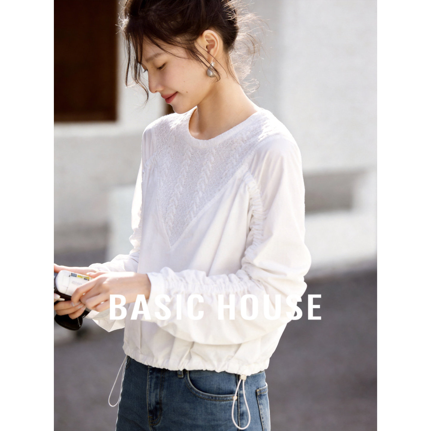 Basic House/百家好白色圆领长袖衬衫女夏纯棉抽绳显瘦松弛感上衣