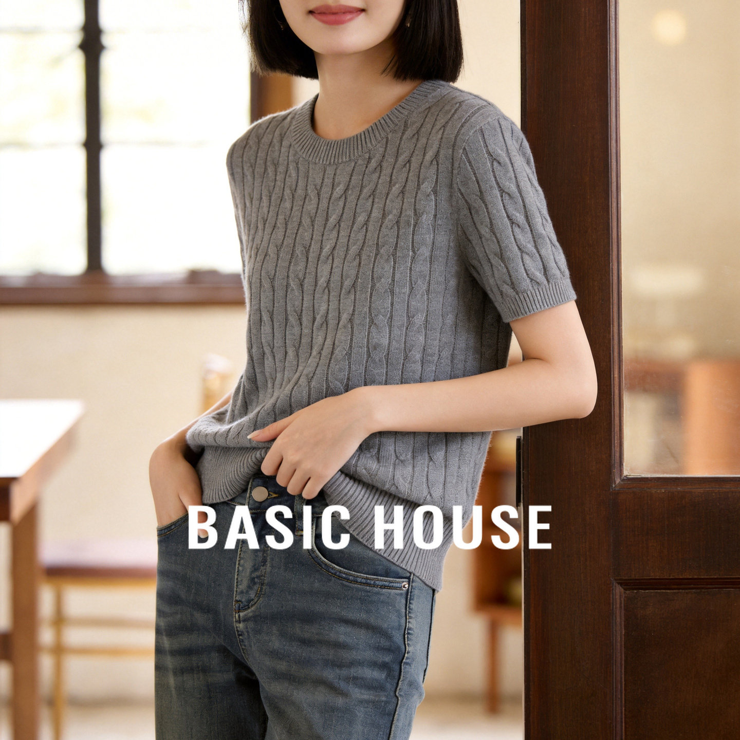 Basic House/百家好复古麻花纹圆领针织T恤女春季修身显瘦短袖