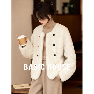 Basic House/百家好白色双排扣皮毛一体毛毛外套女冬季短款上衣