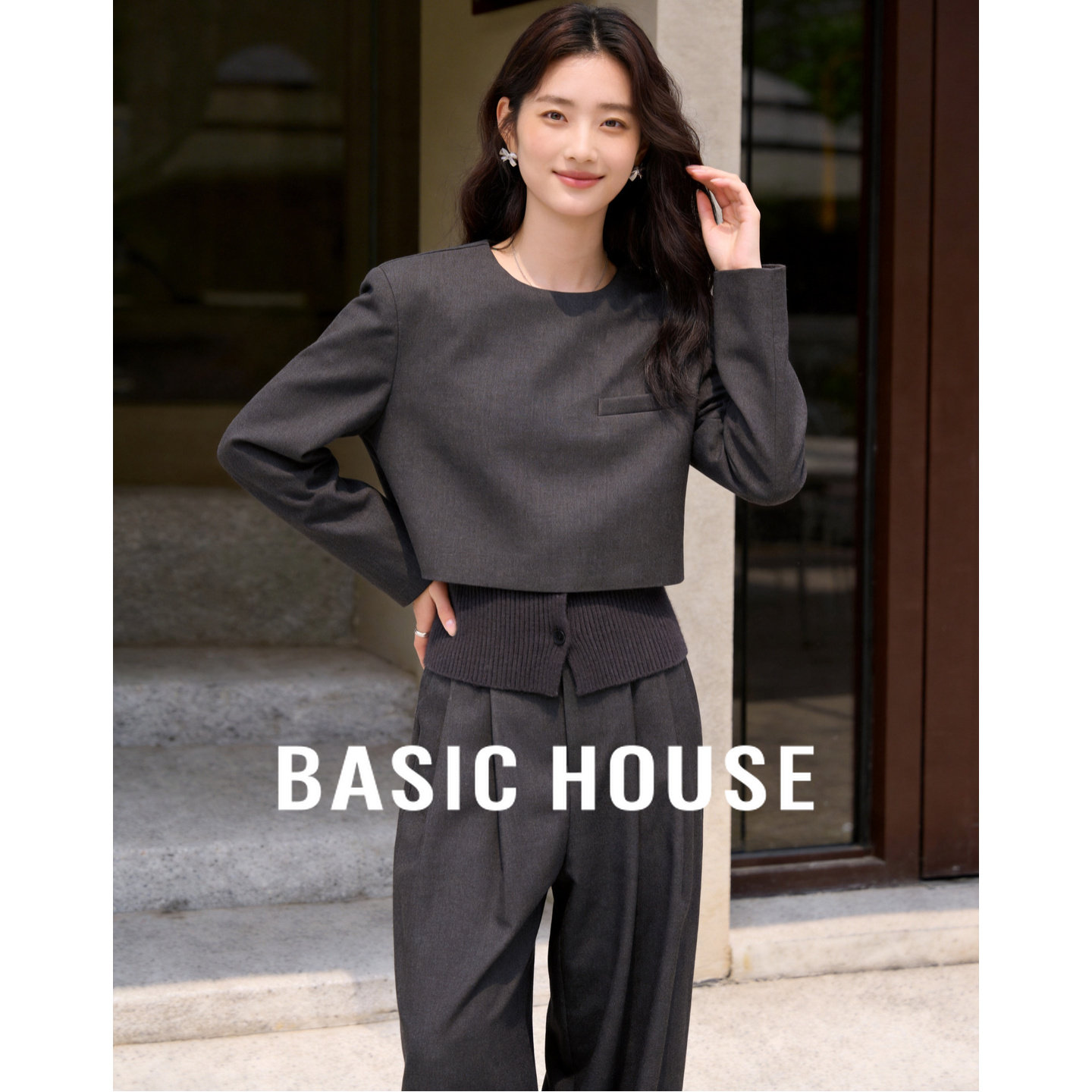 百家好高级灰色短款上衣阔腿裤套装女春季新款气质显瘦西装两件套