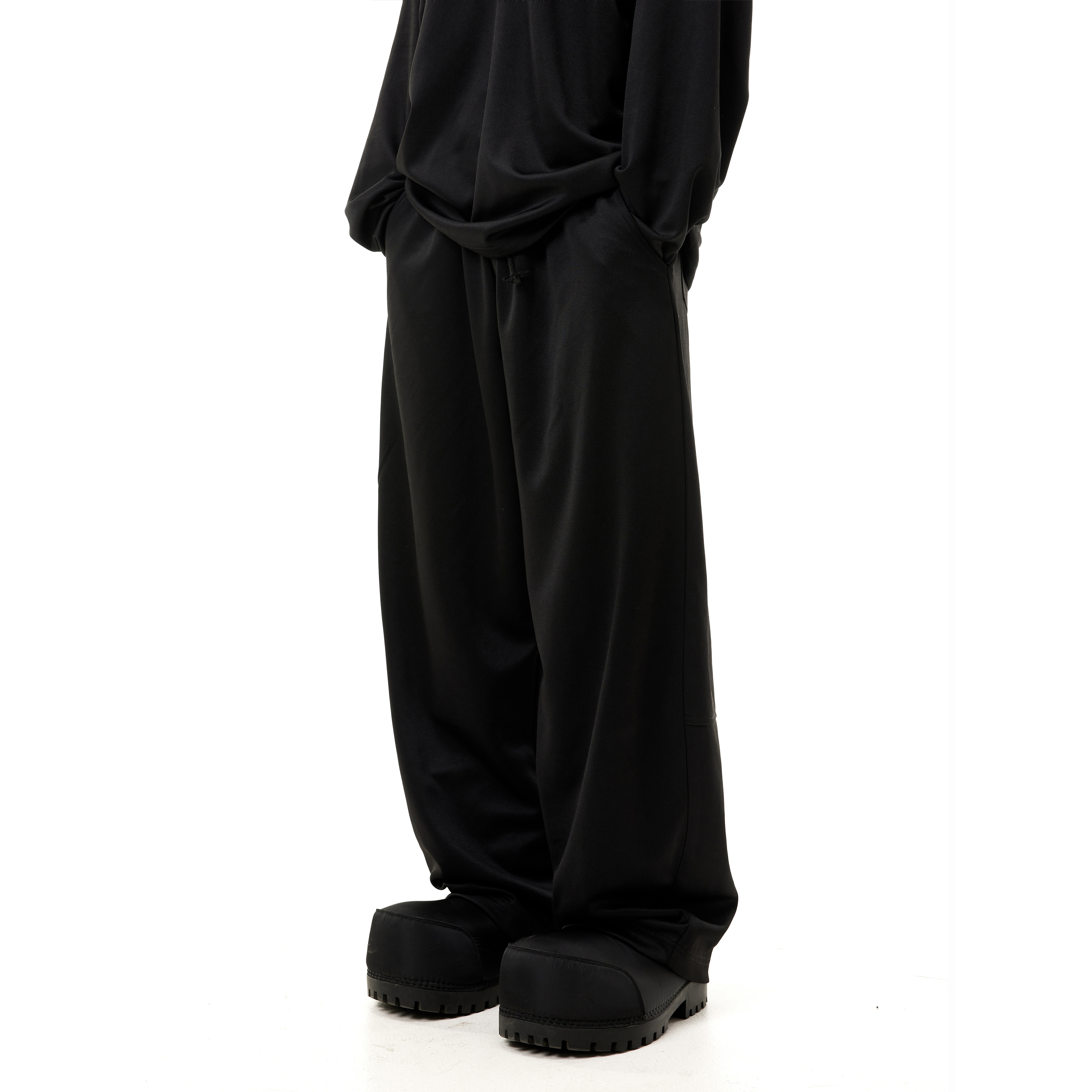 春秋宽松休闲运动裤暗黑