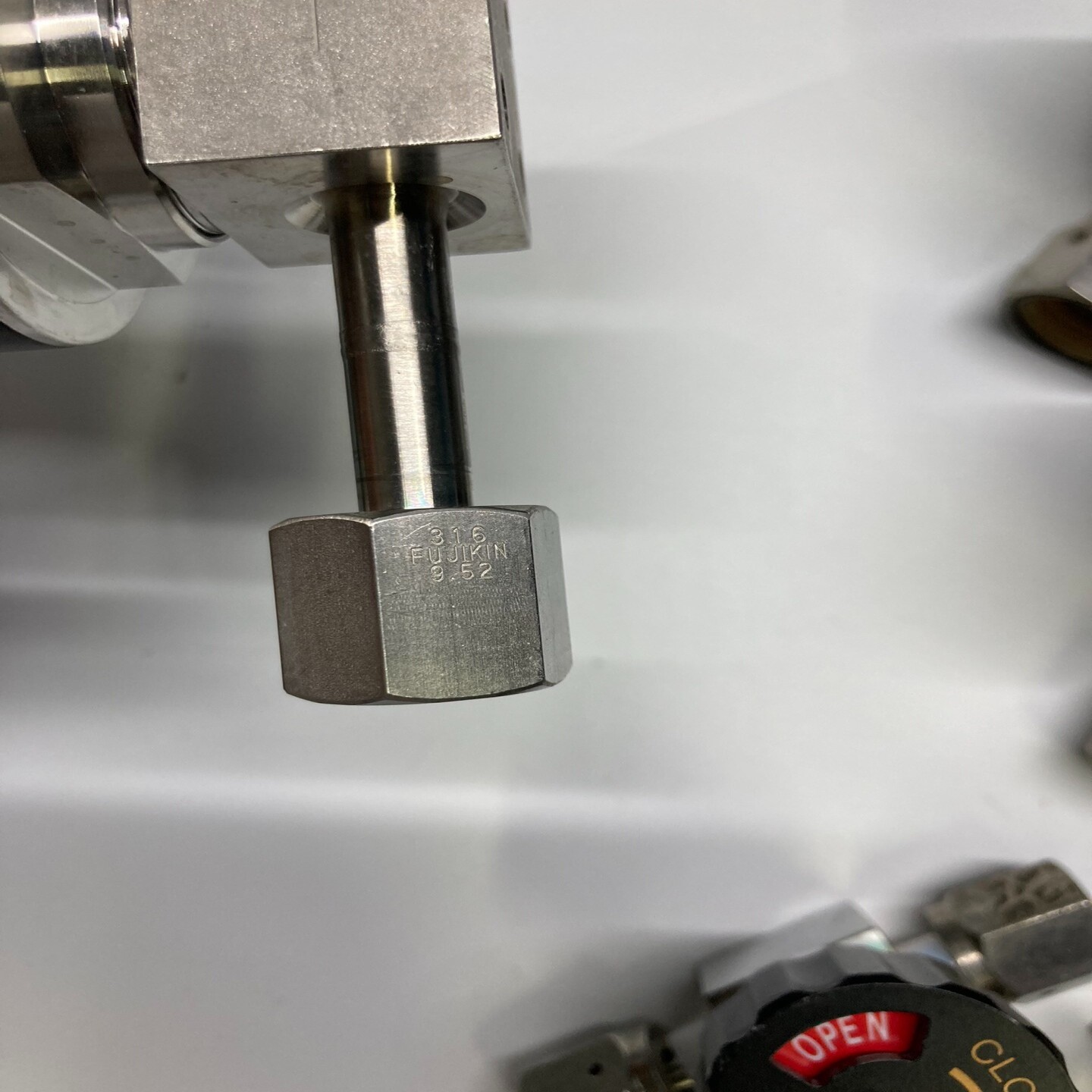 议价议价FUJIKIN富士金 手动阀14VCR 外螺纹 3PCS