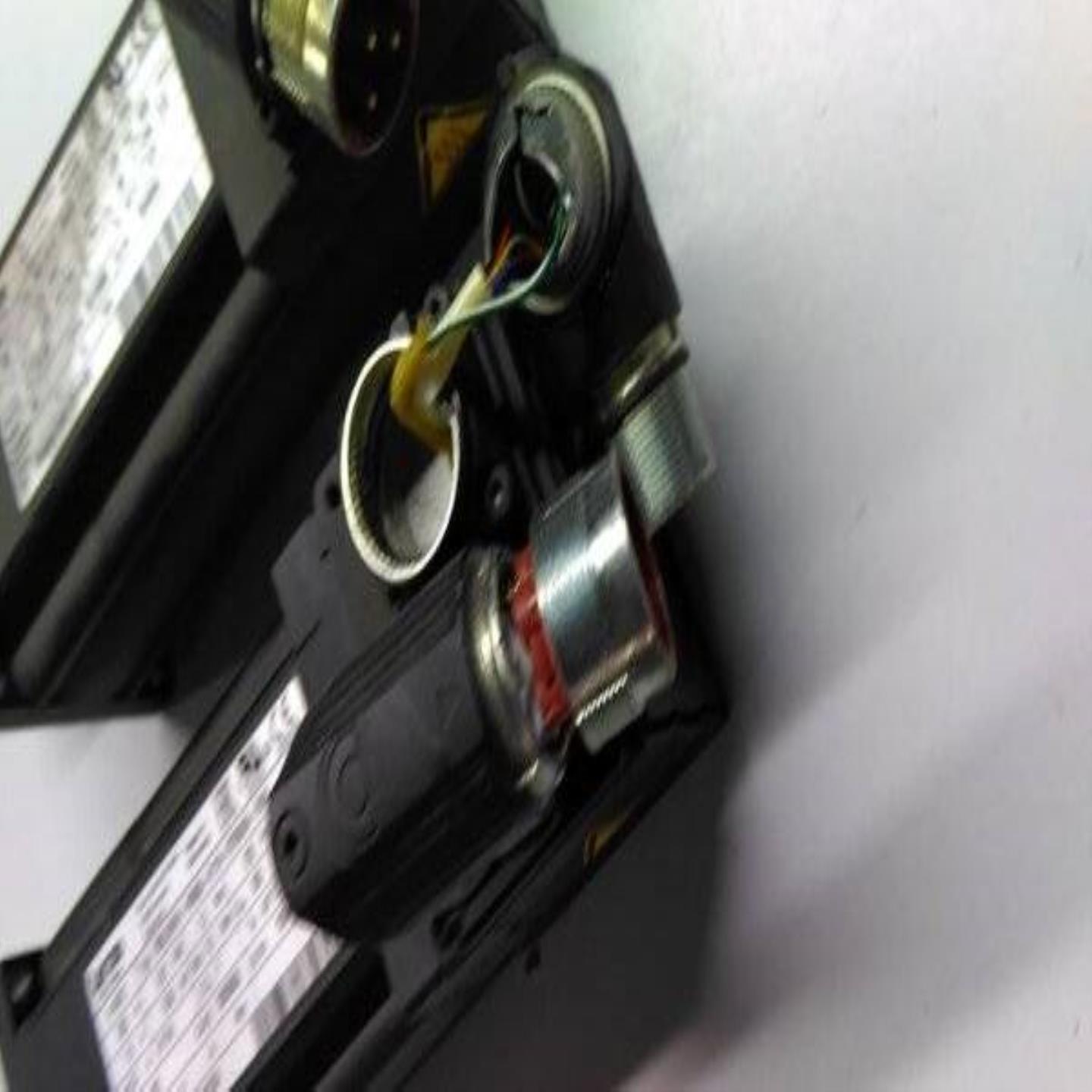 伦茨伺服电机 MCS 06F41S-RMB0-A01N-ST5500N-R0SU