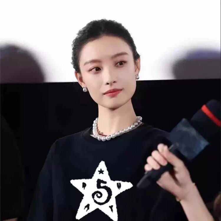 倪妮明星同款纯棉短袖t恤女2025夏季新款设计感小众宽松显瘦上衣